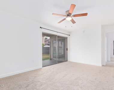 509 E Rimrock Drive - Photo Thumbnail 18