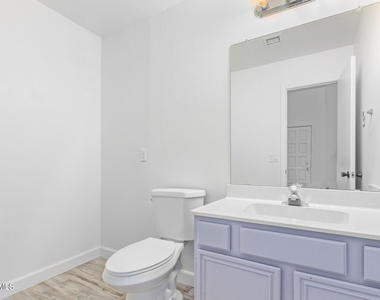 509 E Rimrock Drive - Photo Thumbnail 15