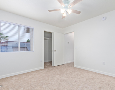 509 E Rimrock Drive - Photo Thumbnail 25
