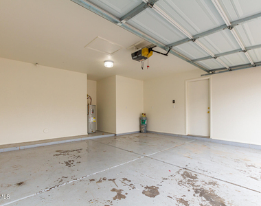 509 E Rimrock Drive - Photo Thumbnail 30