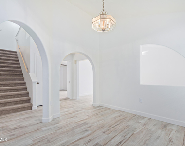 509 E Rimrock Drive - Photo Thumbnail 6
