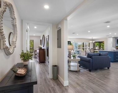 10137 Quail Covey Road - Photo Thumbnail 4