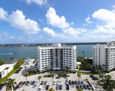 2800 N Flagler Drive - Photo Thumbnail 2