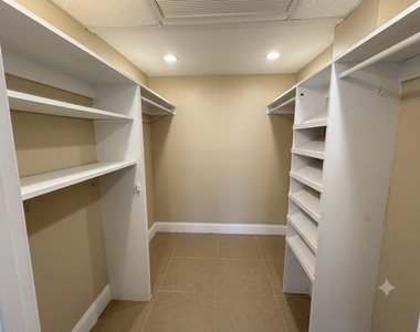 2800 N Flagler Drive - Photo Thumbnail 18