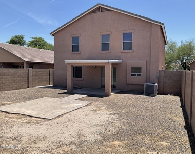 1374 W Matthews Drive - Photo Thumbnail 5