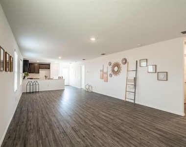 3124 Harper - Photo Thumbnail 7