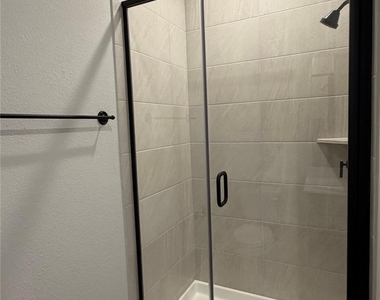 7173 Confetti Lane - Photo Thumbnail 18