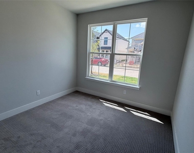 7173 Confetti Lane - Photo Thumbnail 14