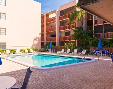1021 Mockingbird Lane - Photo Thumbnail 18