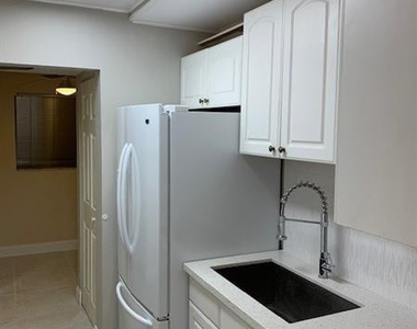 1021 Mockingbird Lane - Photo Thumbnail 2