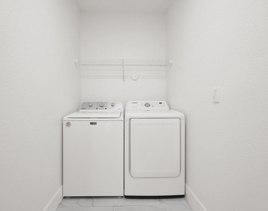 407 Bella Sol Way - Photo Thumbnail 8