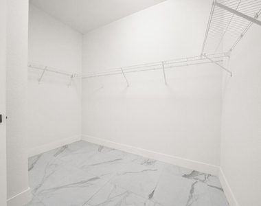 407 Bella Sol Way - Photo Thumbnail 21