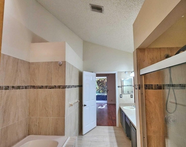 7705 Forest Green Lane - Photo Thumbnail 8