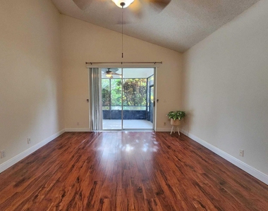 7705 Forest Green Lane - Photo Thumbnail 5
