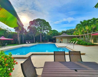 7705 Forest Green Lane - Photo Thumbnail 33
