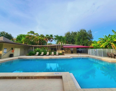 7705 Forest Green Lane - Photo Thumbnail 46