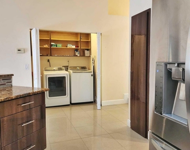7705 Forest Green Lane - Photo Thumbnail 23