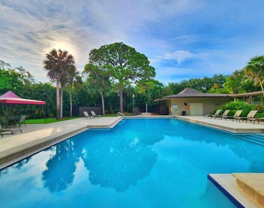7705 Forest Green Lane - Photo Thumbnail 34
