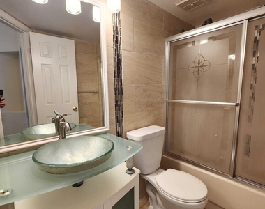7705 Forest Green Lane - Photo Thumbnail 17