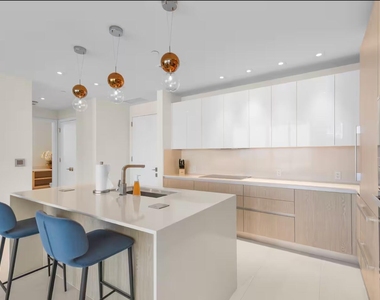 3100 N Ocean Drive - Photo Thumbnail 6