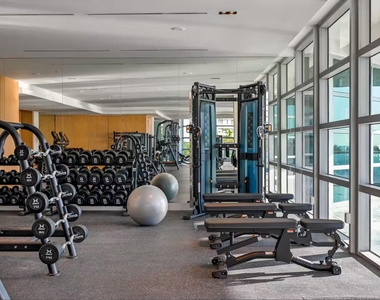 3100 N Ocean Drive - Photo Thumbnail 28
