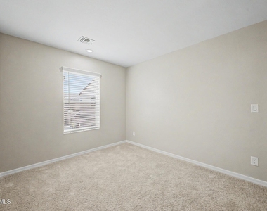 3010 N 37th Street - Photo Thumbnail 15