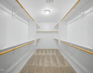 3010 N 37th Street - Photo Thumbnail 21