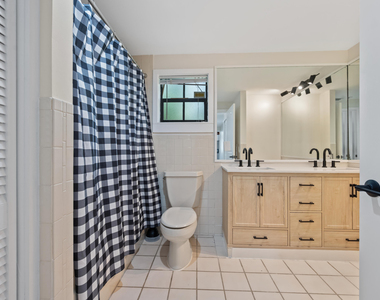 816 Chukker Road - Photo Thumbnail 19