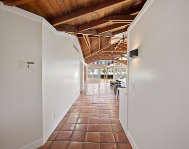 816 Chukker Road - Photo Thumbnail 3
