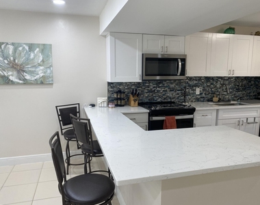 4501 Fountains Drive S - Photo Thumbnail 6