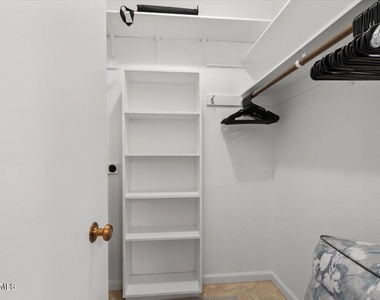 4525 N 66 Street - Photo Thumbnail 17