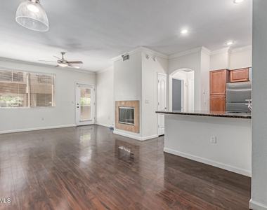 4848 N 36th Street - Photo Thumbnail 8