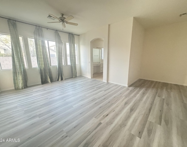 3586 W Naomi Lane - Photo Thumbnail 11
