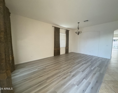 3586 W Naomi Lane - Photo Thumbnail 2