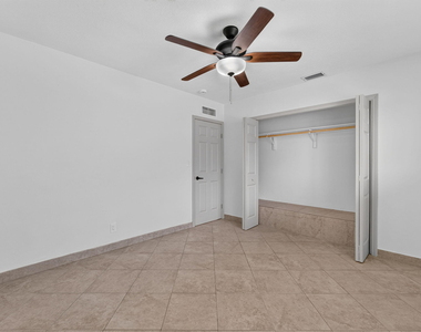 905 Nw 133rd Avenue - Photo Thumbnail 18