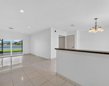 905 Nw 133rd Avenue - Photo Thumbnail 10