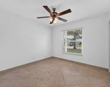 905 Nw 133rd Avenue - Photo Thumbnail 22