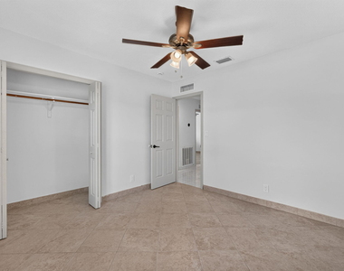 905 Nw 133rd Avenue - Photo Thumbnail 23