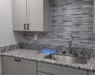 6034 Indrio Road - Photo Thumbnail 3