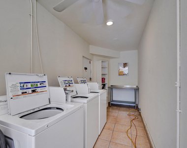 1423 Holly Heights Drive - Photo Thumbnail 35