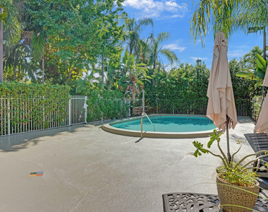 1423 Holly Heights Drive - Photo Thumbnail 25