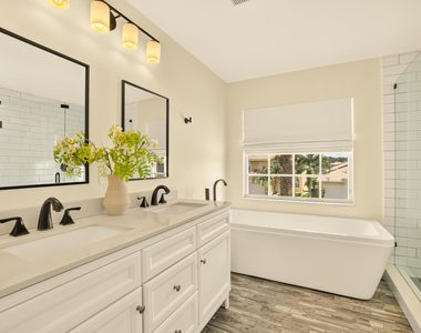 7630 Topiary Avenue - Photo Thumbnail 25