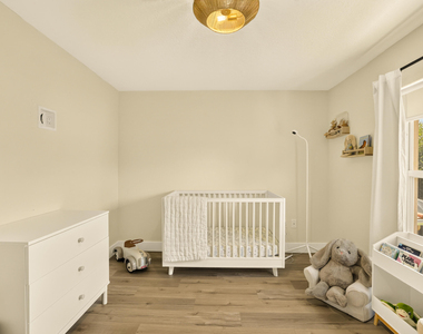 7630 Topiary Avenue - Photo Thumbnail 31