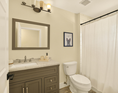 7630 Topiary Avenue - Photo Thumbnail 36
