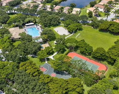 7630 Topiary Avenue - Photo Thumbnail 52