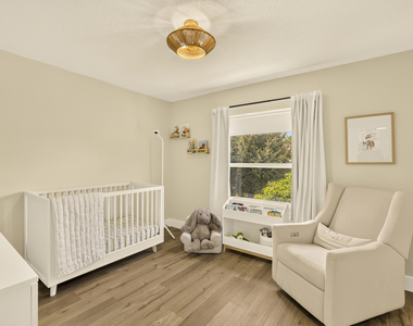 7630 Topiary Avenue - Photo Thumbnail 32