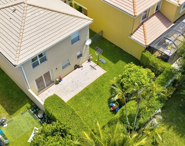 7630 Topiary Avenue - Photo Thumbnail 50