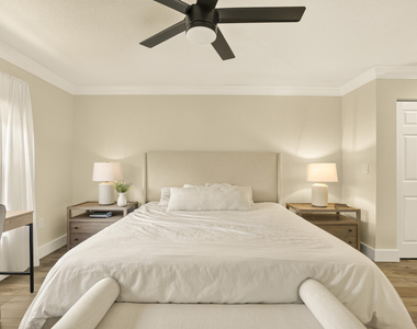 7630 Topiary Avenue - Photo Thumbnail 22