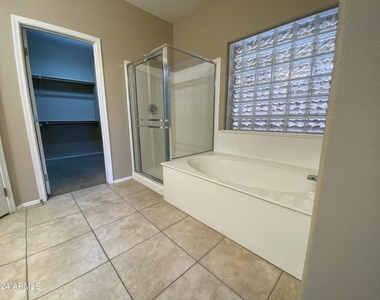 13510 W Avalon Drive - Photo Thumbnail 25