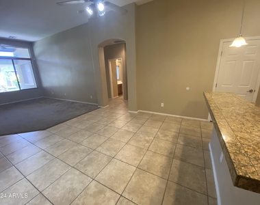 13510 W Avalon Drive - Photo Thumbnail 15